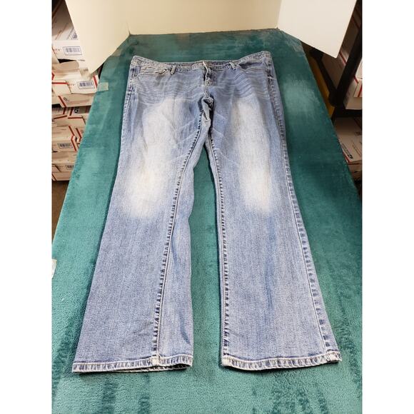 Mossimo Jeans Size 18 Womens Blue Pants Ladies Denim Mid Rise Bootcut - Picture 1 of 11